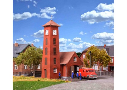 Statie de pompieri + autospeciala - H0 KIBRI 39210 